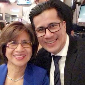 Meet your Posher, Elvia